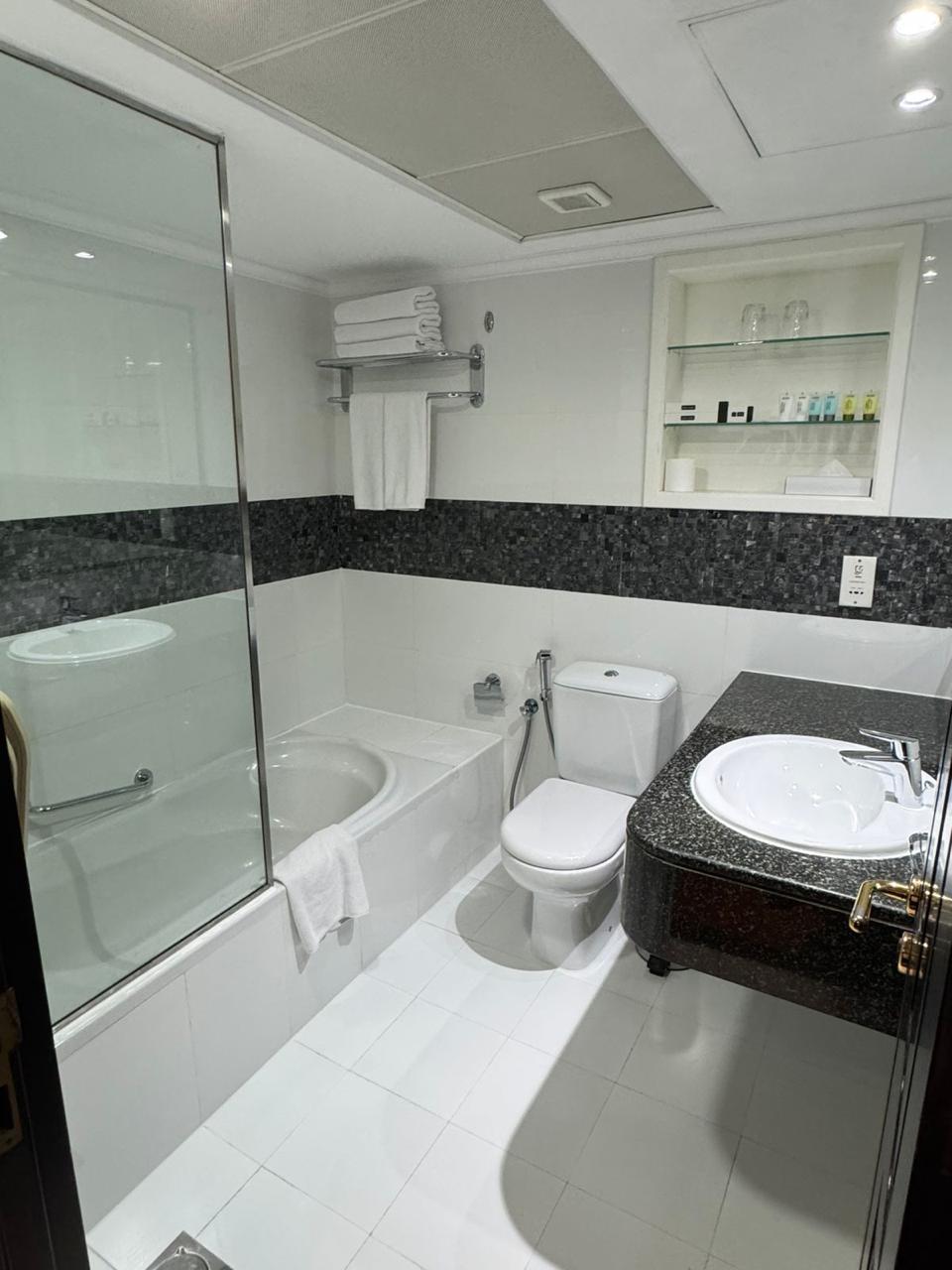 Hotel Sunday International